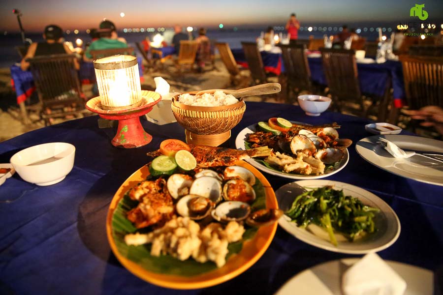 Jimbaran Dinner Package Deals|Romantic Seafood Candlelight Dinner Bali