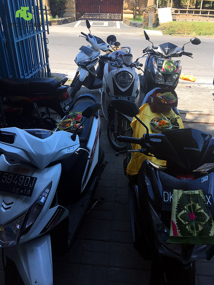 worship motorbikes Bali