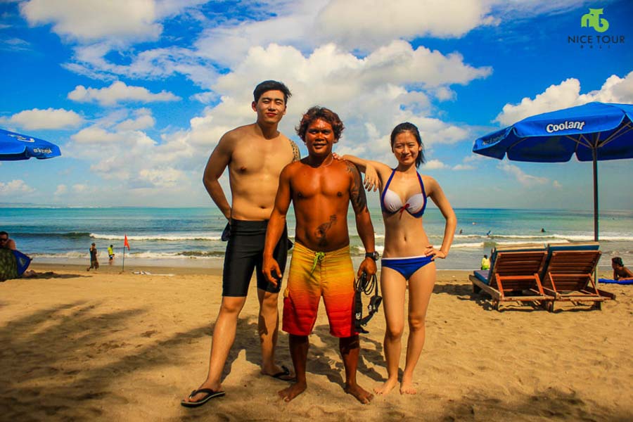 Surfing Class in Bali | Learning to surf in Bali for beginner