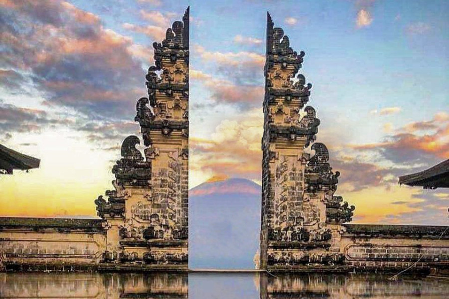 Lempuyang Temple Tour | East Bali Day Tour – “Gateway to Heaven” !